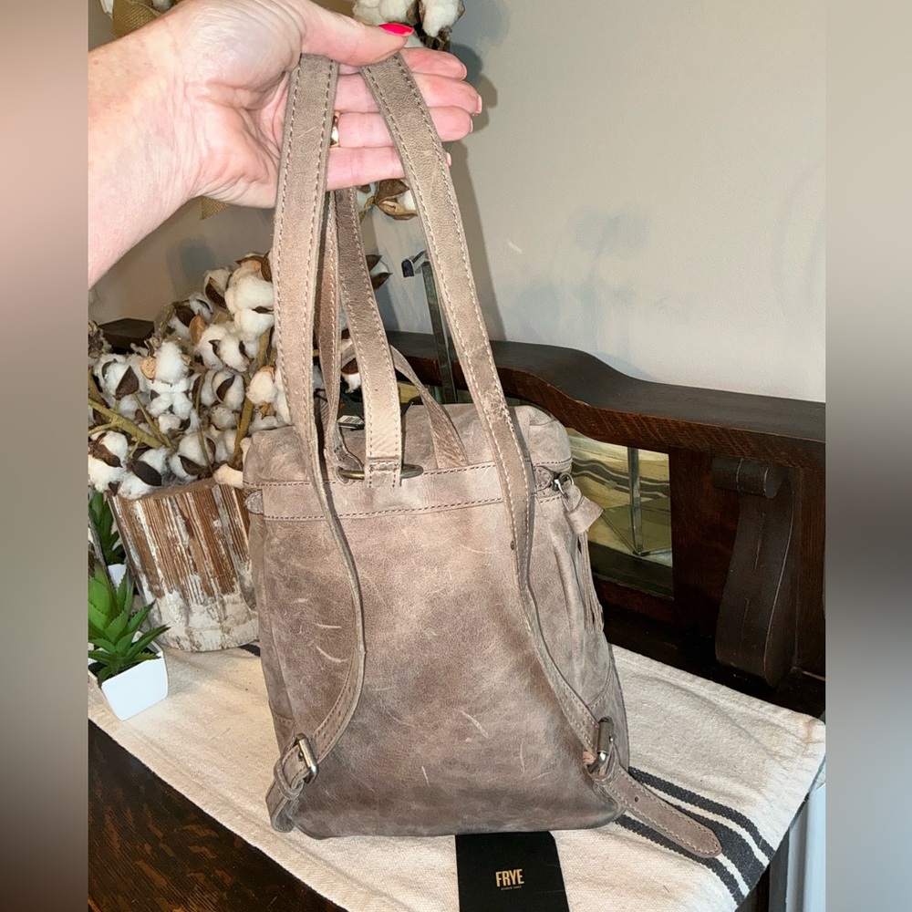 Frye Melissa Leather Zip Backpack Gray Grey Retail $358 - Picture 3 of 13